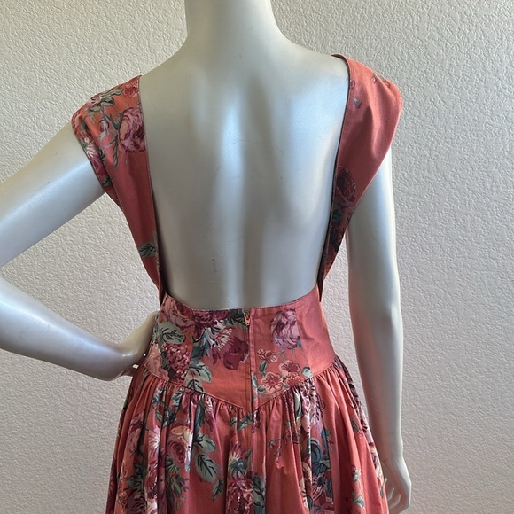 Vintage 1980s Geary Roark for Kamisato fit and flare floral dress - Picture 6 of 9
